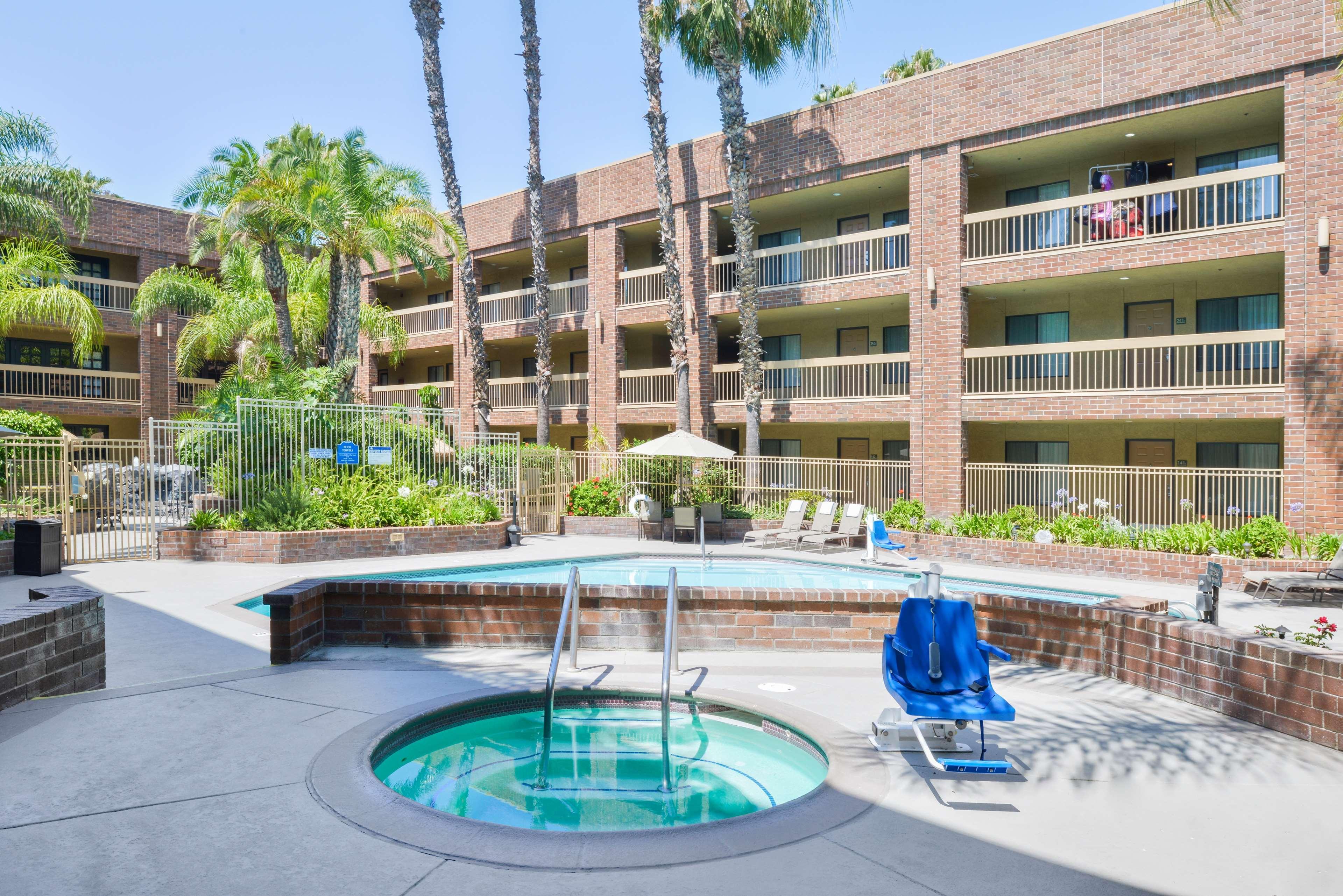 Best Western Plus Meridian Inn&Suites, Anaheim-Orange Exterior foto